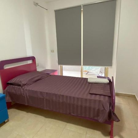 Lushnjë Anna'S Apartament מראה חיצוני תמונה