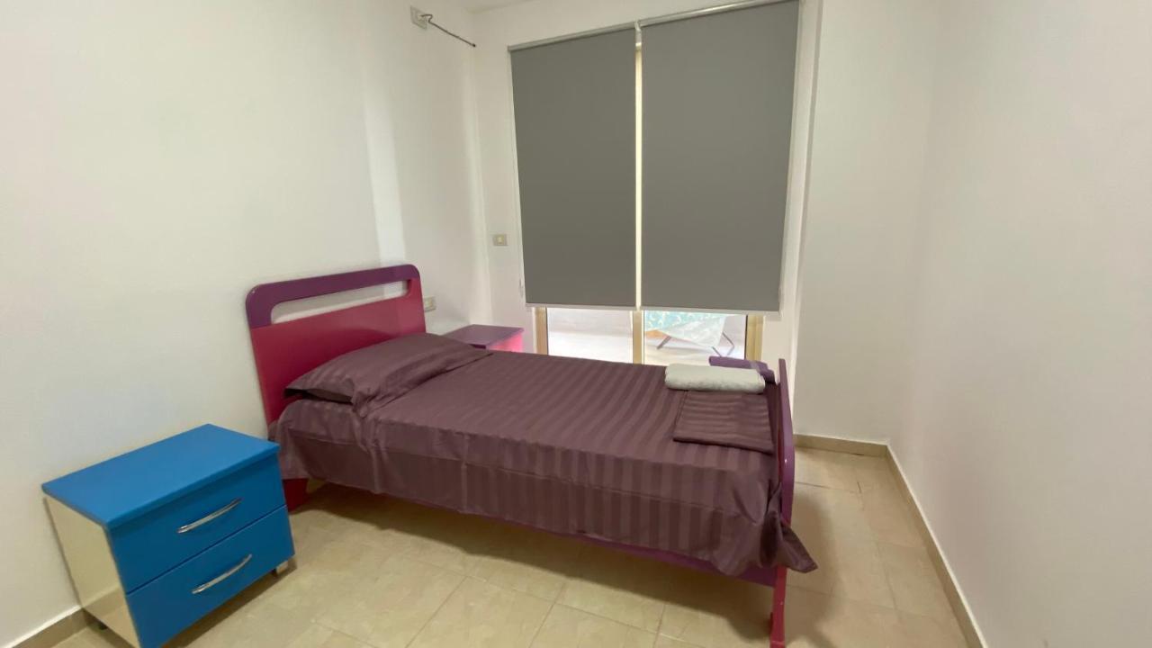 Lushnjë Anna'S Apartament מראה חיצוני תמונה